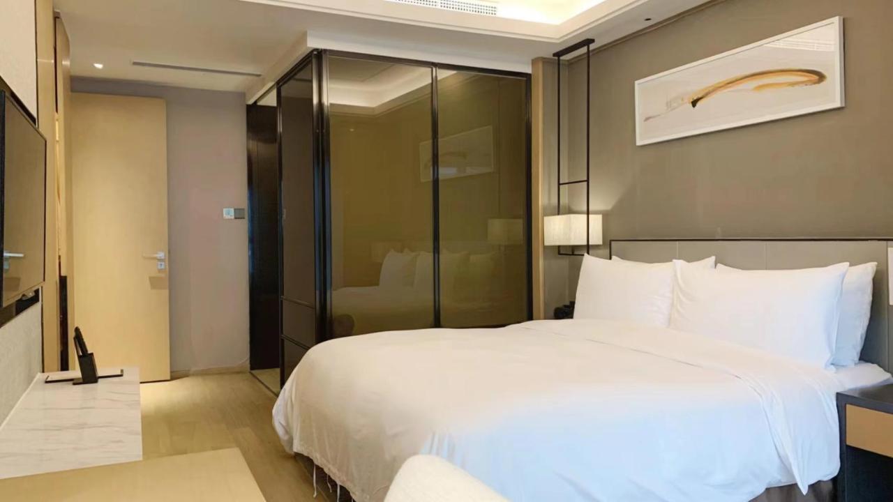 Hongqiao Primus - National Exhibition Center Aparthotel 2*