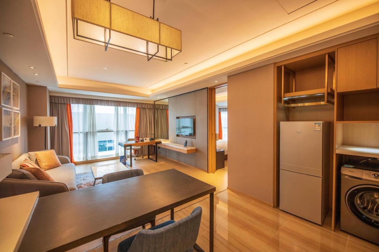 Hongqiao Primus - National Exhibition Center Aparthotel 2*