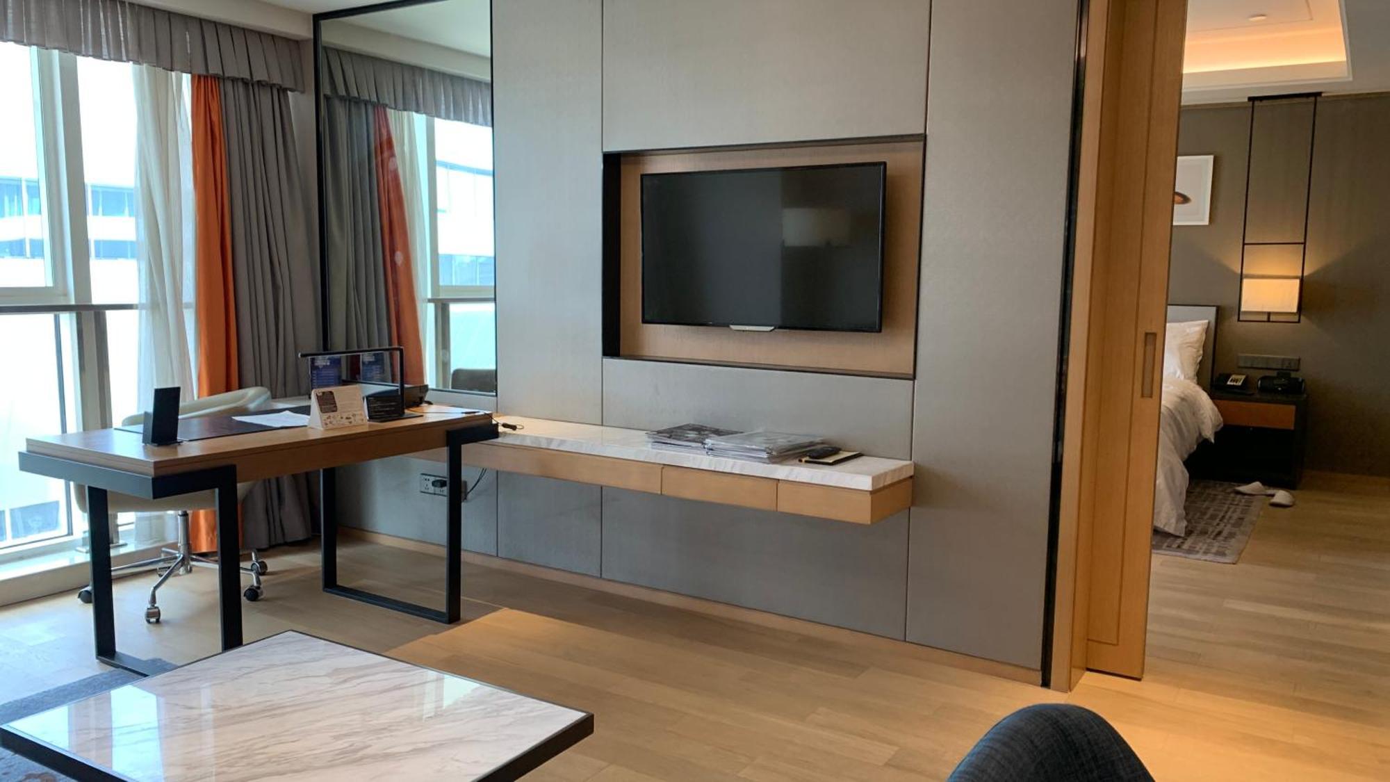 Hongqiao Primus - National Exhibition Center Aparthotel 2*